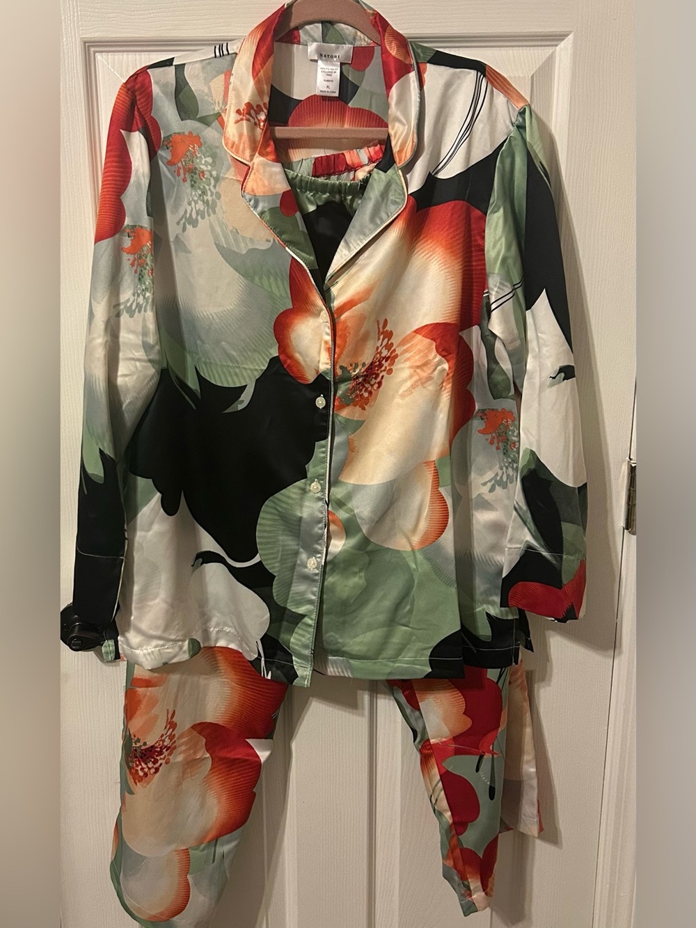 Natori Satin Floral Pajama Set in Green, Black & Orange XL NWT